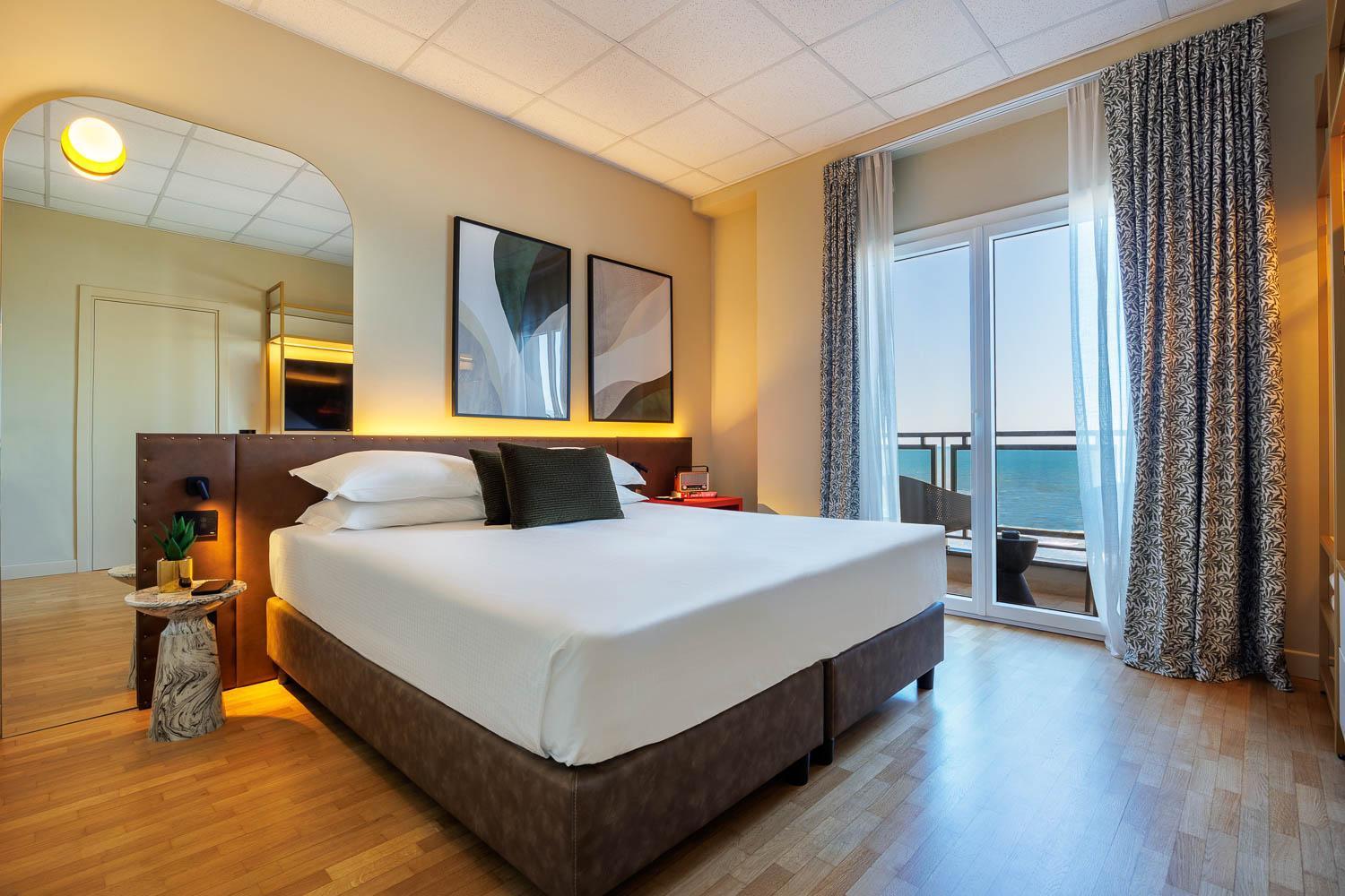Hotel Charlie In 4*